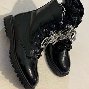 Kids Charm Lace-Up Boots | Gap
Brand: Gap
